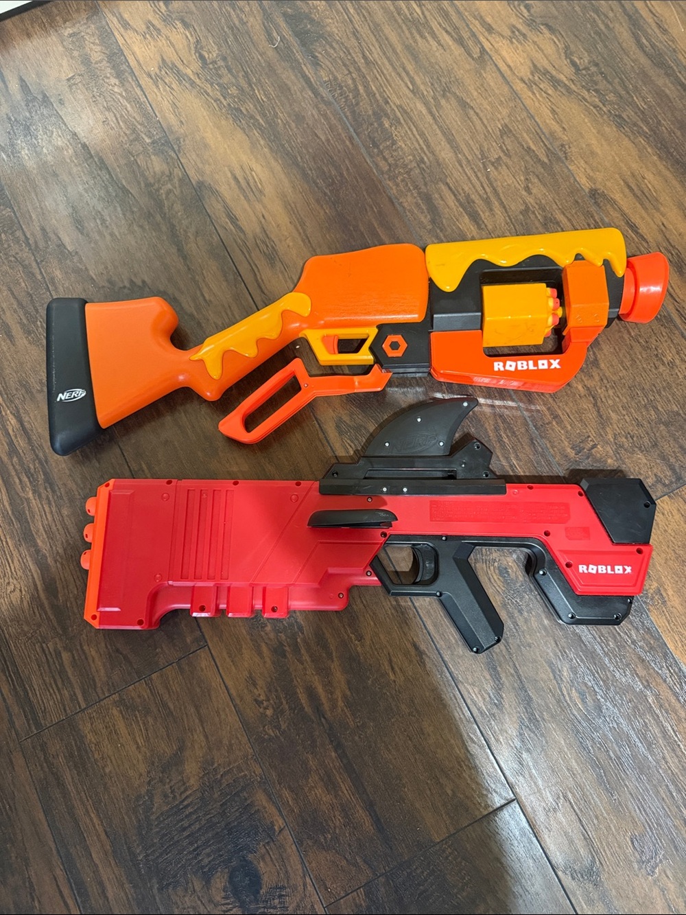 Roblox Foam Dart Blaster Twin Pack in Red and Orange